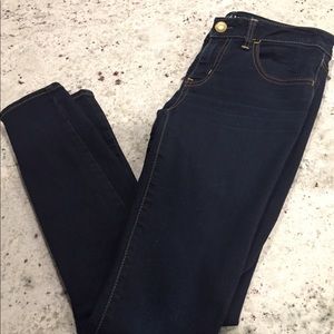 American Eagle Super Stretch Jegging Size 4
